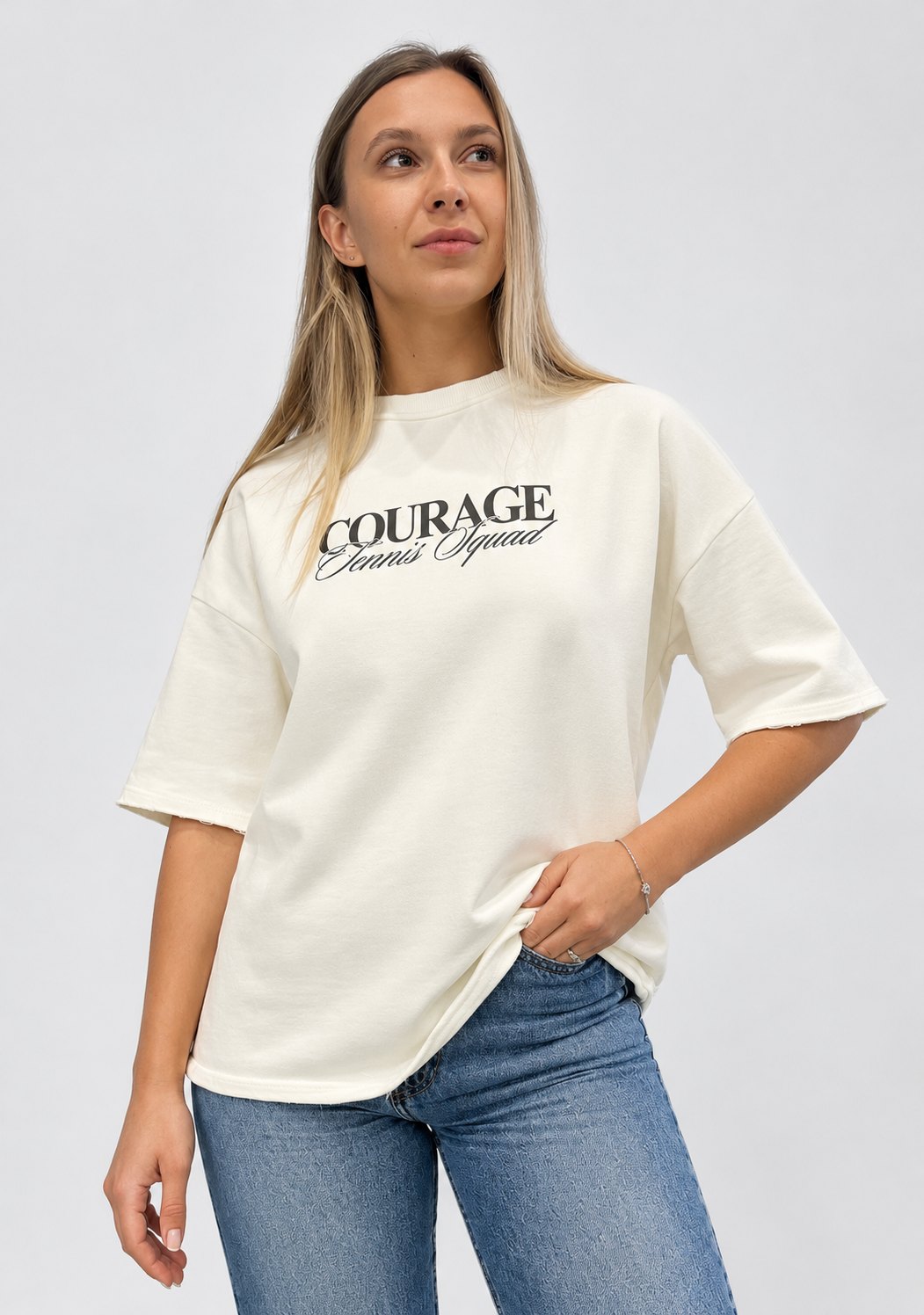 Женская футболка «Courage»
